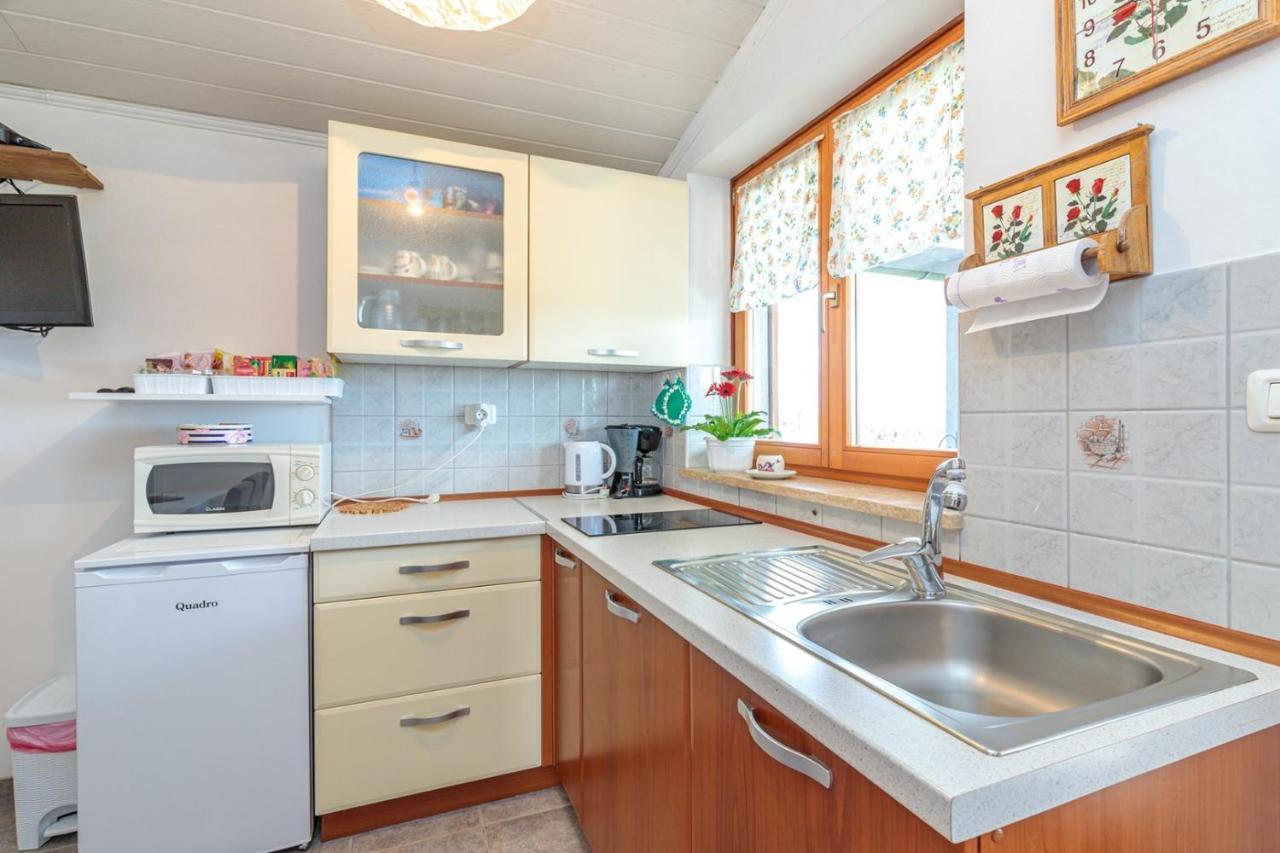 Apartments Sveti Leonard Oprtalj Екстериор снимка