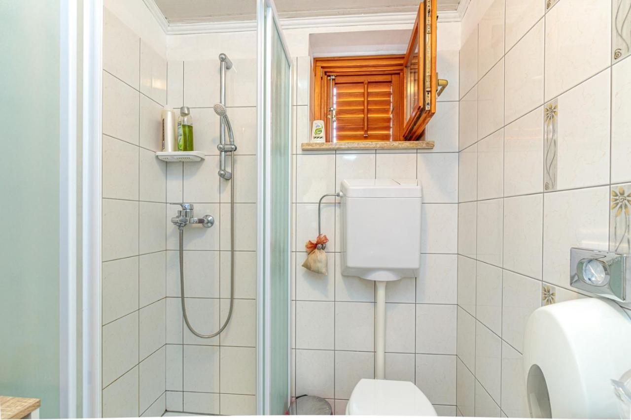 Apartments Sveti Leonard Oprtalj Екстериор снимка