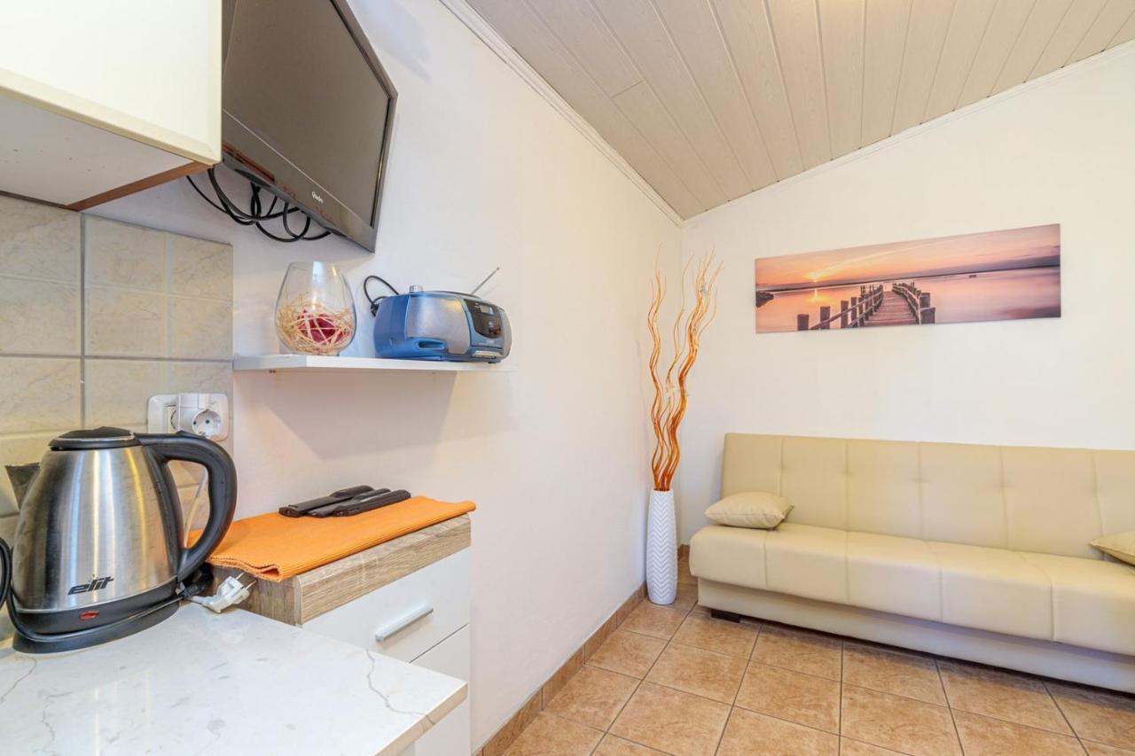 Apartments Sveti Leonard Oprtalj Екстериор снимка