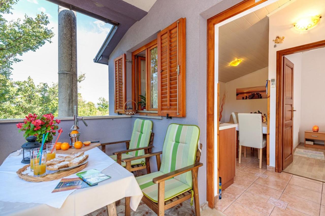 Apartments Sveti Leonard Oprtalj Екстериор снимка